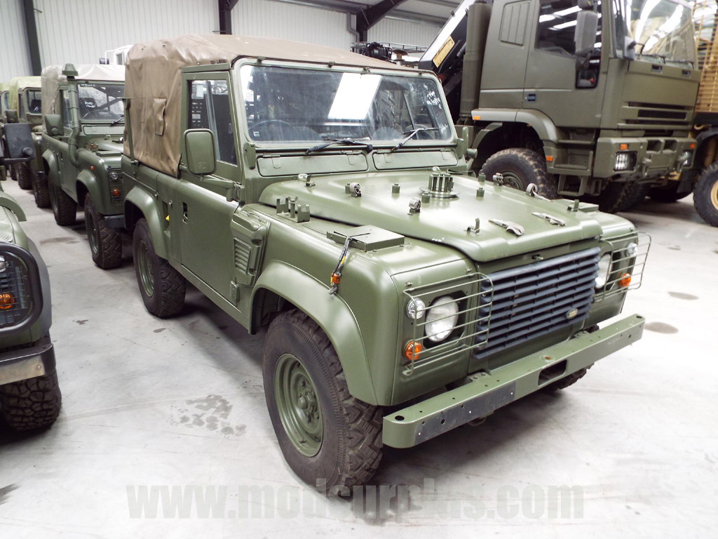 Land Rover Defender 90 Wolf RHD Air Portable Soft Top (Remus) - Govsales of mod surplus ex army trucks, ex army land rovers and other military vehicles for sale